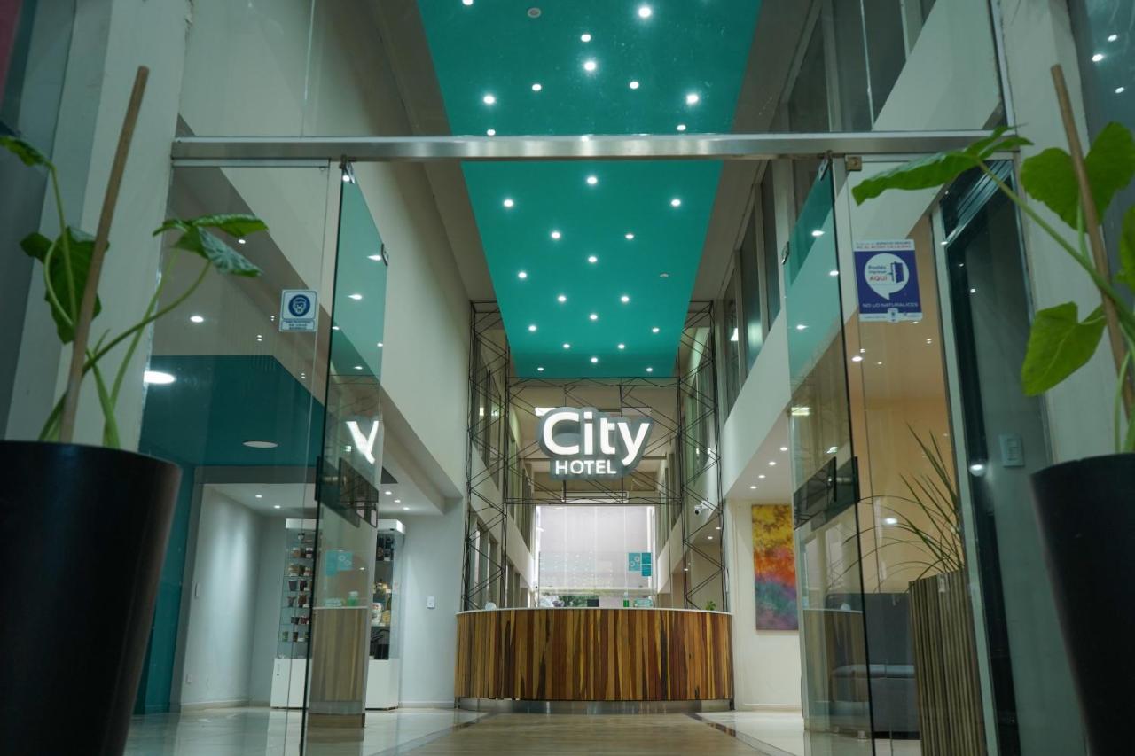 Hotel City Posadas Bagian luar foto