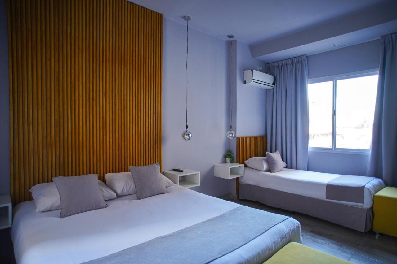 Hotel City Posadas Bagian luar foto